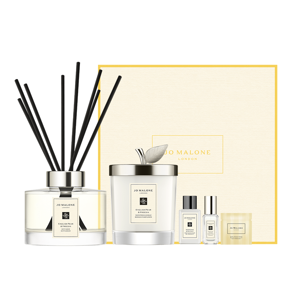 English Pear & Freesia Home Scent collection